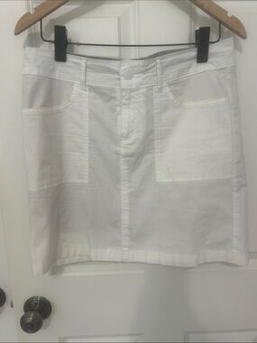Lee Straight Fit Mini Skirt size 8 white cotton blend summer skirt
